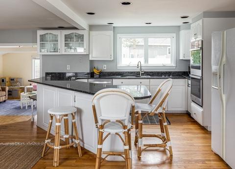 77 Centre Ln, Milton, MA 02186 photo 8