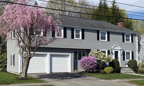 77 Centre Ln, Milton, MA 02186 photo 2