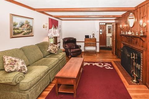 60 Boulevard Rd, Dedham, MA 02026 photo 9