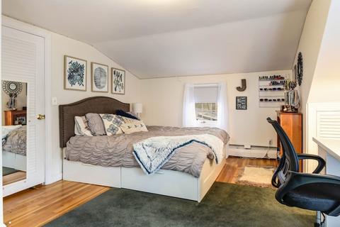 8 Oakcrest Rd, Needham, MA 02492 photo 15