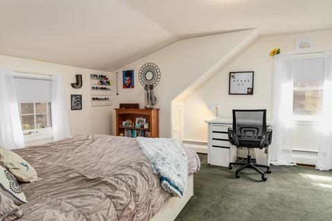 8 Oakcrest Rd, Needham, MA 02492 photo 14