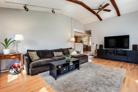 8 Oakcrest Rd, Needham, MA 02492 photo 3