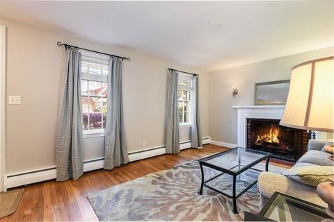 8 Oakcrest Rd, Needham, MA 02492 photo 10