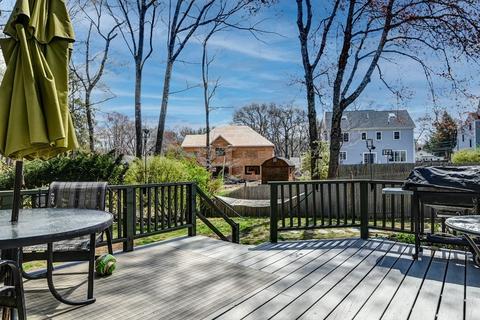 8 Oakcrest Rd, Needham, MA 02492 photo 24