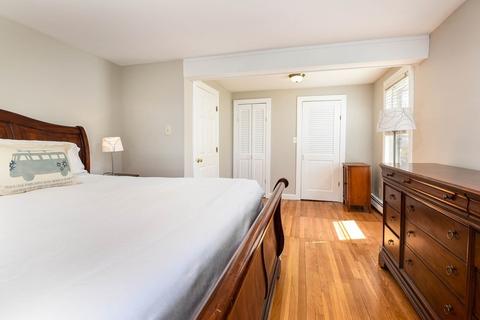 8 Oakcrest Rd, Needham, MA 02492 photo 13