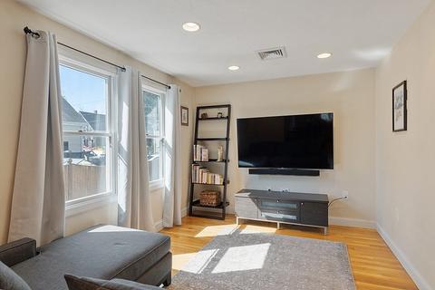 75 Green St #4, Reading, MA 01867 photo 11