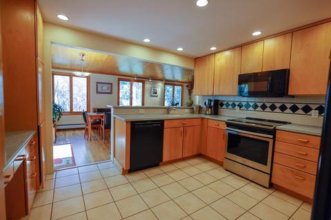 11 Amelia Rd, Needham, MA 02494 photo 10