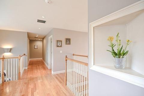 9 Argyle Ave, Wellesley, MA 02482 photo 16