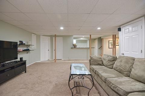 9 Argyle Ave, Wellesley, MA 02482 photo 32