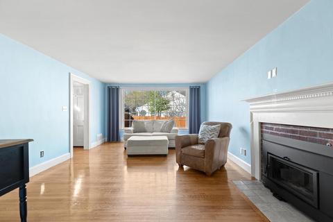 3 Sunset Dr, Beverly, MA 01915 photo 3