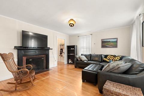 13 Elliott St, Reading, MA 01867 photo 12