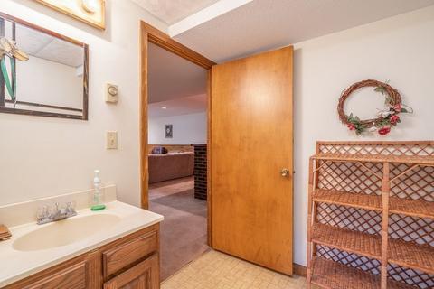 21 Sterling Dr, Easthampton, MA 01027 photo 26