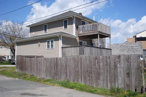 124 Ocean Ave, Warwick, RI 02889 photo 3