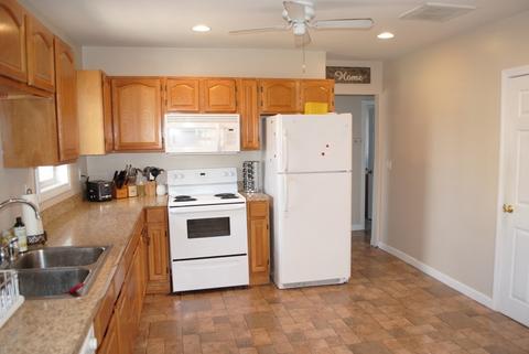 124 Ocean Ave, Warwick, RI 02889 photo 22