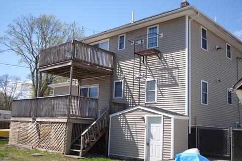 124 Ocean Ave, Warwick, RI 02889 photo 4