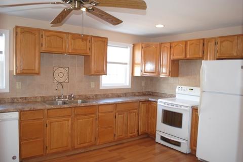124 Ocean Ave, Warwick, RI 02889 photo 6
