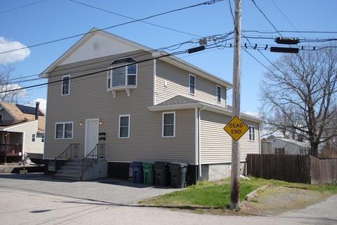 124 Ocean Ave, Warwick, RI 02889 photo 2