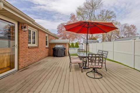 16 Hyde Ave, Chicopee, MA 01020 photo 35