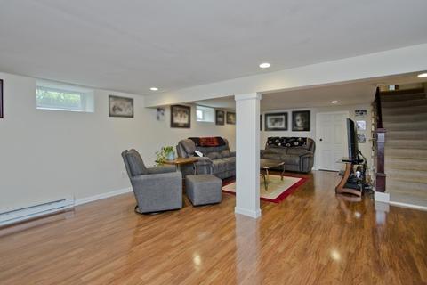 16 Hyde Ave, Chicopee, MA 01020 photo 31