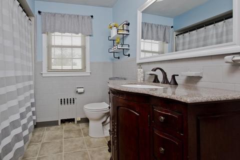 16 Hyde Ave, Chicopee, MA 01020 photo 23