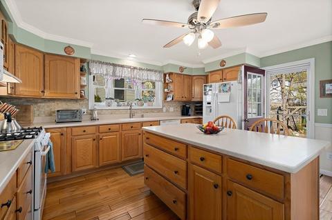 74 Eastern Ave, Gloucester, MA 01930 photo 8