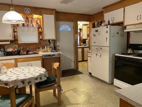 146 Windemere, Springfield, MA 01104 photo 6