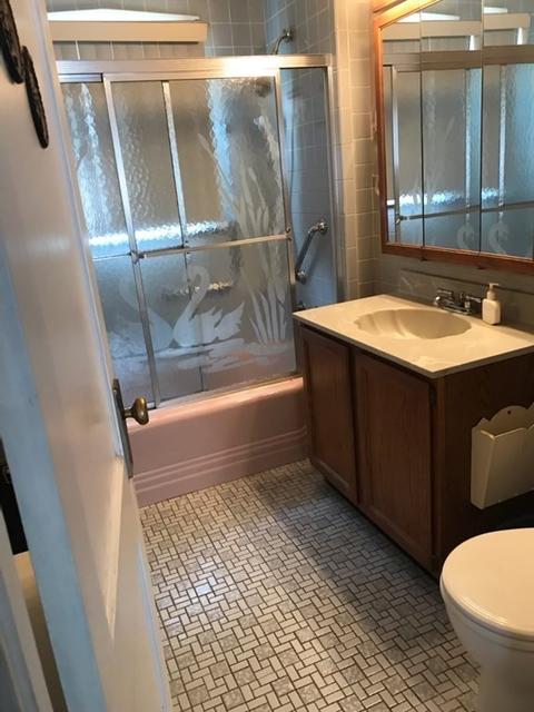 146 Windemere, Springfield, MA 01104 photo 22