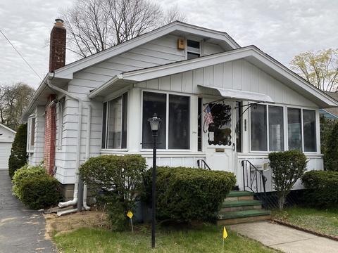 146 Windemere, Springfield, MA 01104 photo 2