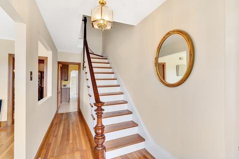 140 Needham St, Dedham, MA 02026 photo 6