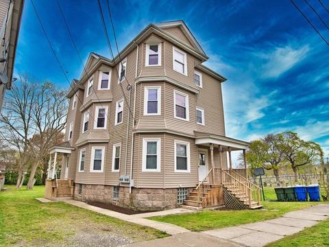 11 Garden St, Fall River, MA 02720 photo 3