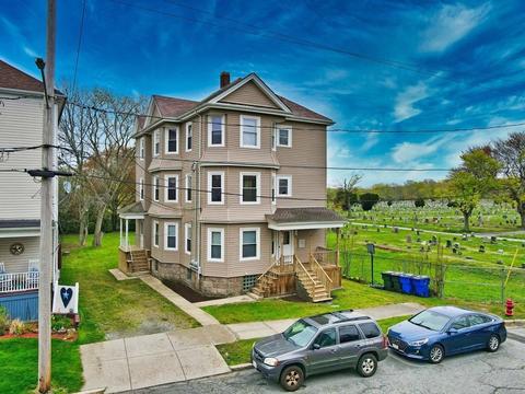 11 Garden St, Fall River, MA 02720 photo 2