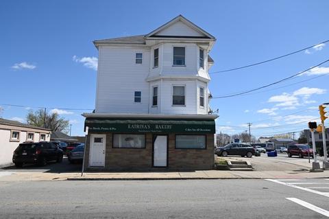 248 Jefferson St, Fall River, MA 02721 photo 3