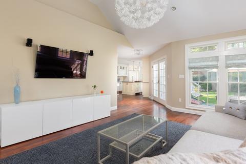 74 Colbert Rd E, Newton, MA 02465 photo 13