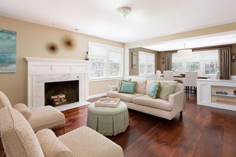 74 Colbert Rd E, Newton, MA 02465 photo 5