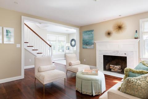 74 Colbert Rd E, Newton, MA 02465 photo 6
