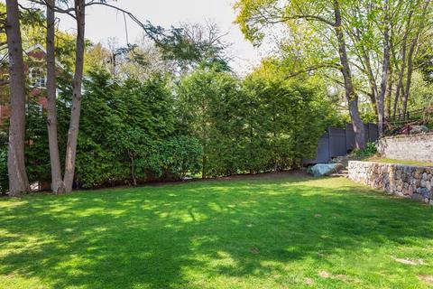74 Colbert Rd E, Newton, MA 02465 photo 21