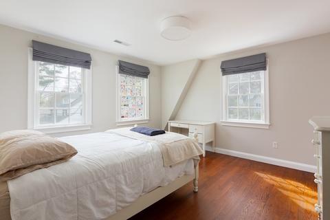 74 Colbert Rd E, Newton, MA 02465 photo 14