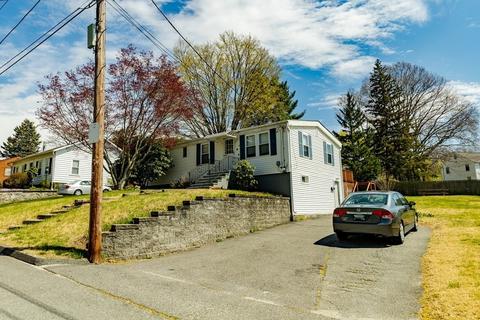 6 Benson St, Worcester, MA 01604 photo 2