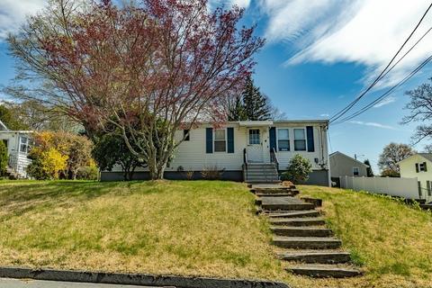 6 Benson St, Worcester, MA 01604 photo 3