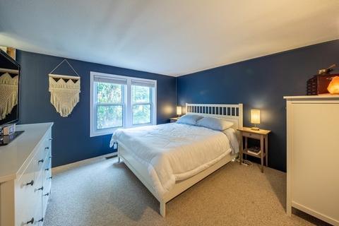 6 Benson St, Worcester, MA 01604 photo 25