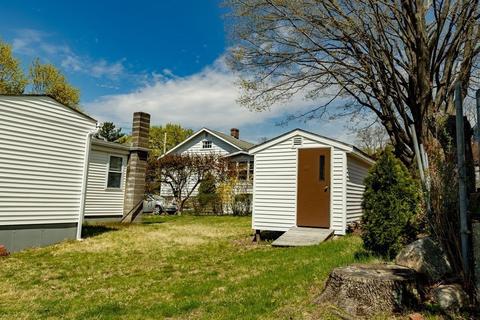 6 Benson St, Worcester, MA 01604 photo 9