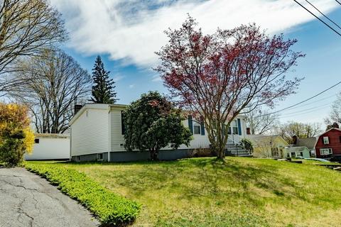 6 Benson St, Worcester, MA 01604 photo 5