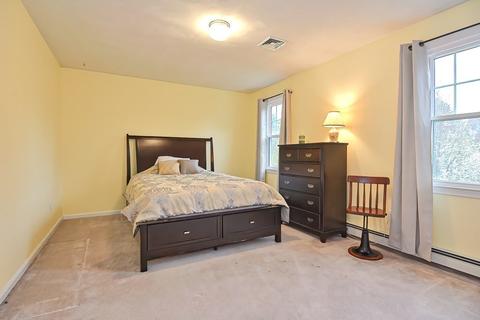 17 Josiah Dr, Upton, MA 01568 photo 30