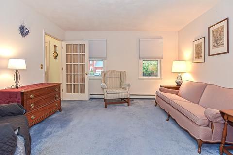 17 Josiah Dr, Upton, MA 01568 photo 6