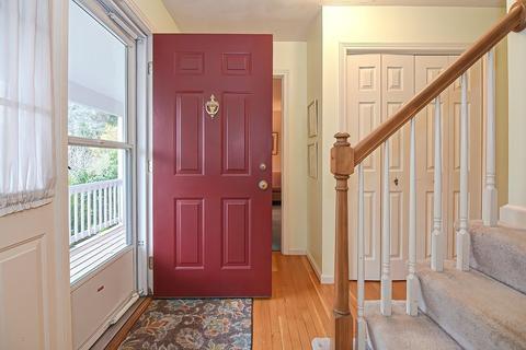 17 Josiah Dr, Upton, MA 01568 photo 7