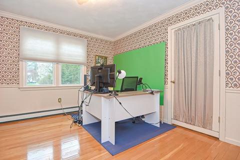 17 Josiah Dr, Upton, MA 01568 photo 8