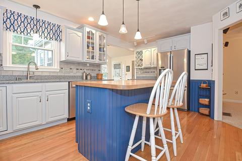 17 Josiah Dr, Upton, MA 01568 photo 10