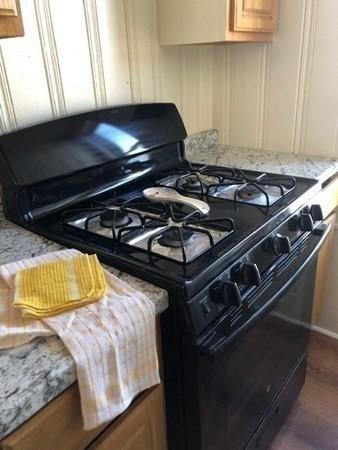 8 Barclay St, Worcester, MA 01604 photo 9