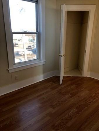 8 Barclay St, Worcester, MA 01604 photo 14