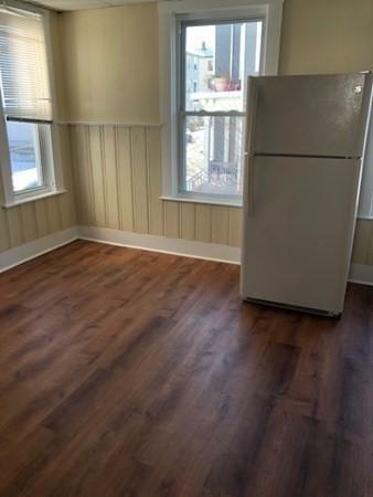 8 Barclay St, Worcester, MA 01604 photo 3
